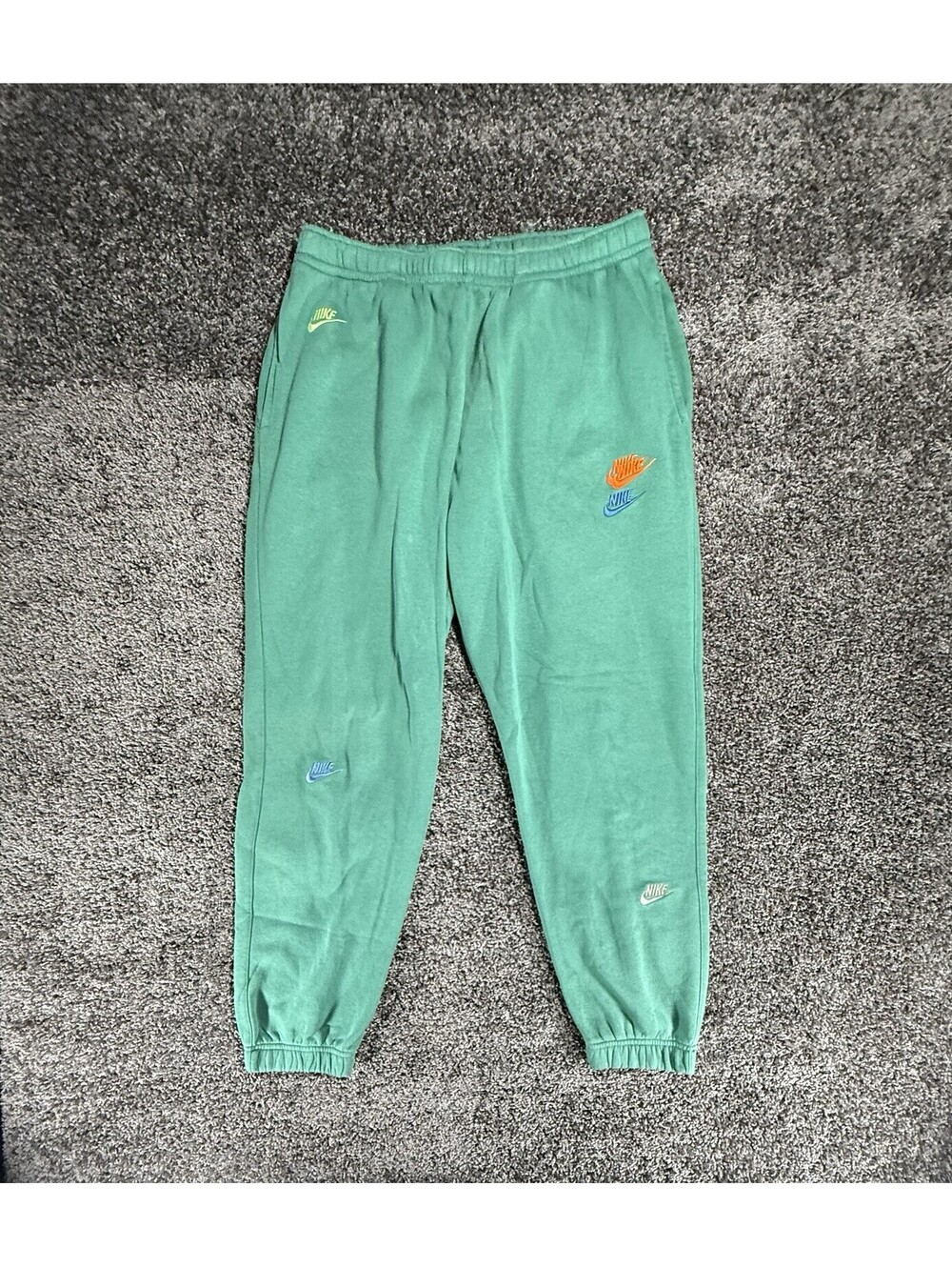 Nike Sportswear Men Green Multi-Logo Fleece Joggers  Size XL